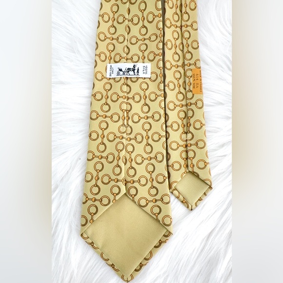 Authentic Hermes Necktie Patterned and made in France - Picture 3 of 10